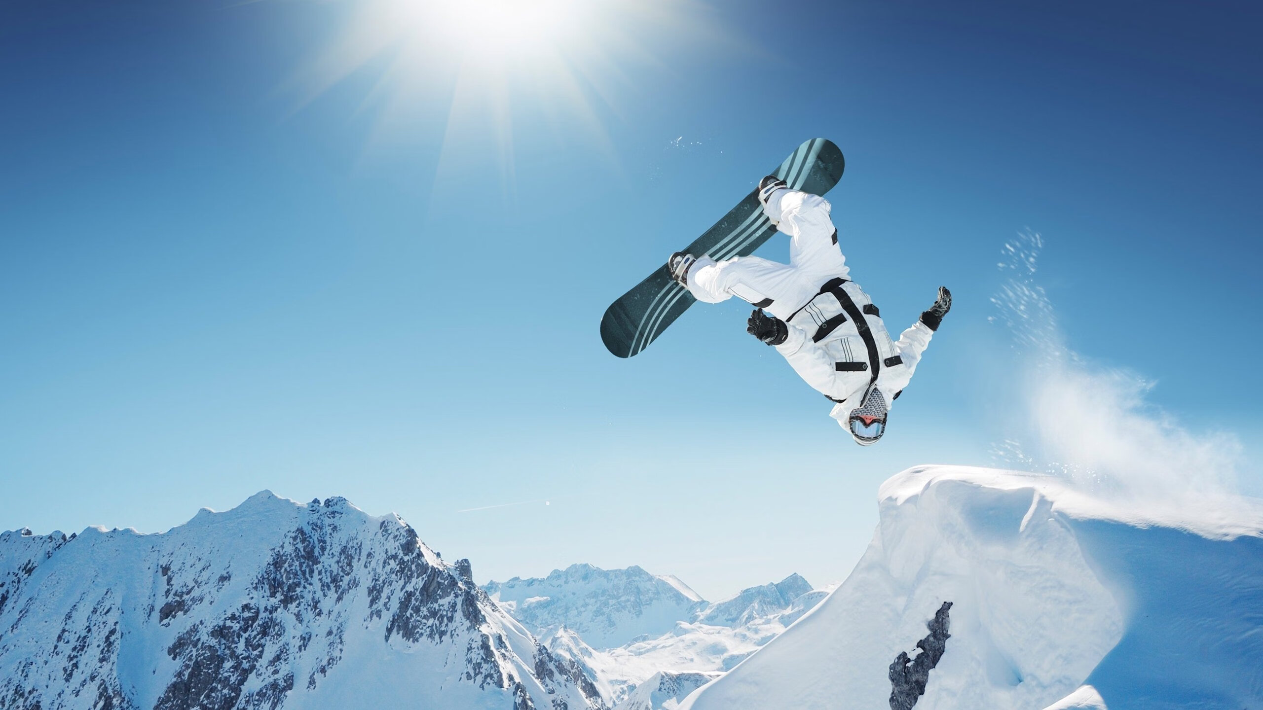 中国足球运动员海外试训取得新突破，提升战斗力，中国足球海外球员新闻