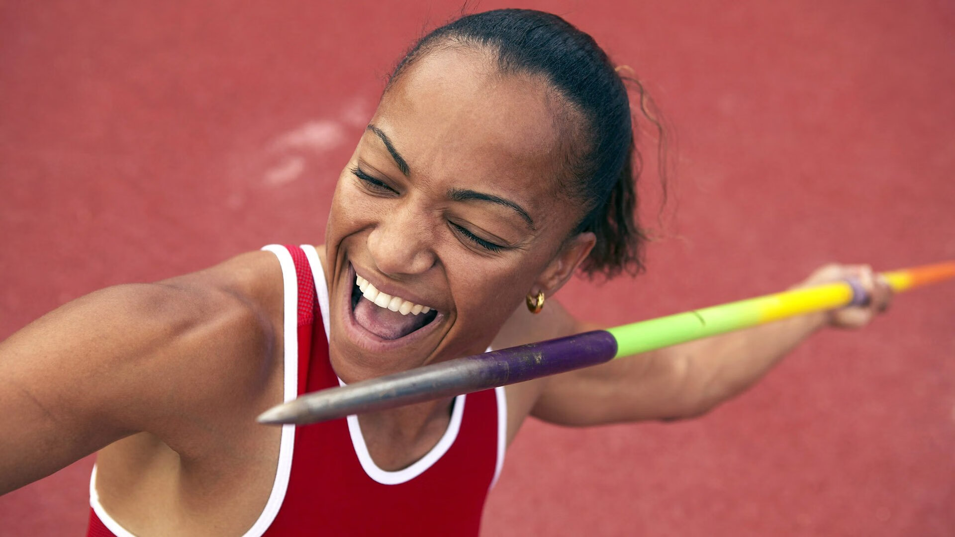 球队主力中锋当选MVP,篮板球碾压对手,nba球队中锋