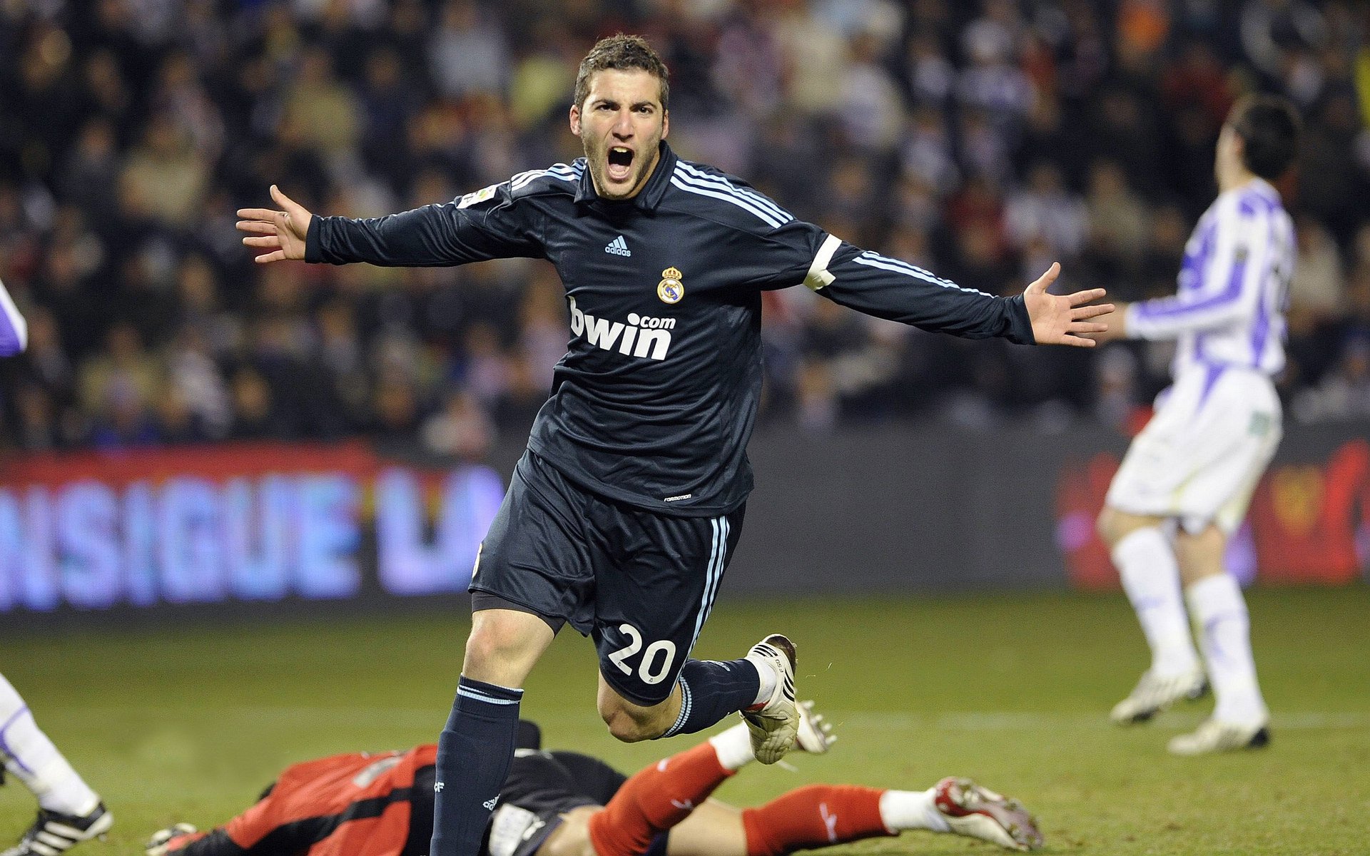 竞争格局：谁将成为2026年的赛场霸主？，竞争格局_谁将成为2026年的赛场霸主呢